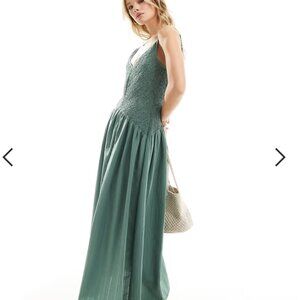 ASOS DESIGN full skirt midi crinkle sundress in khaki XS